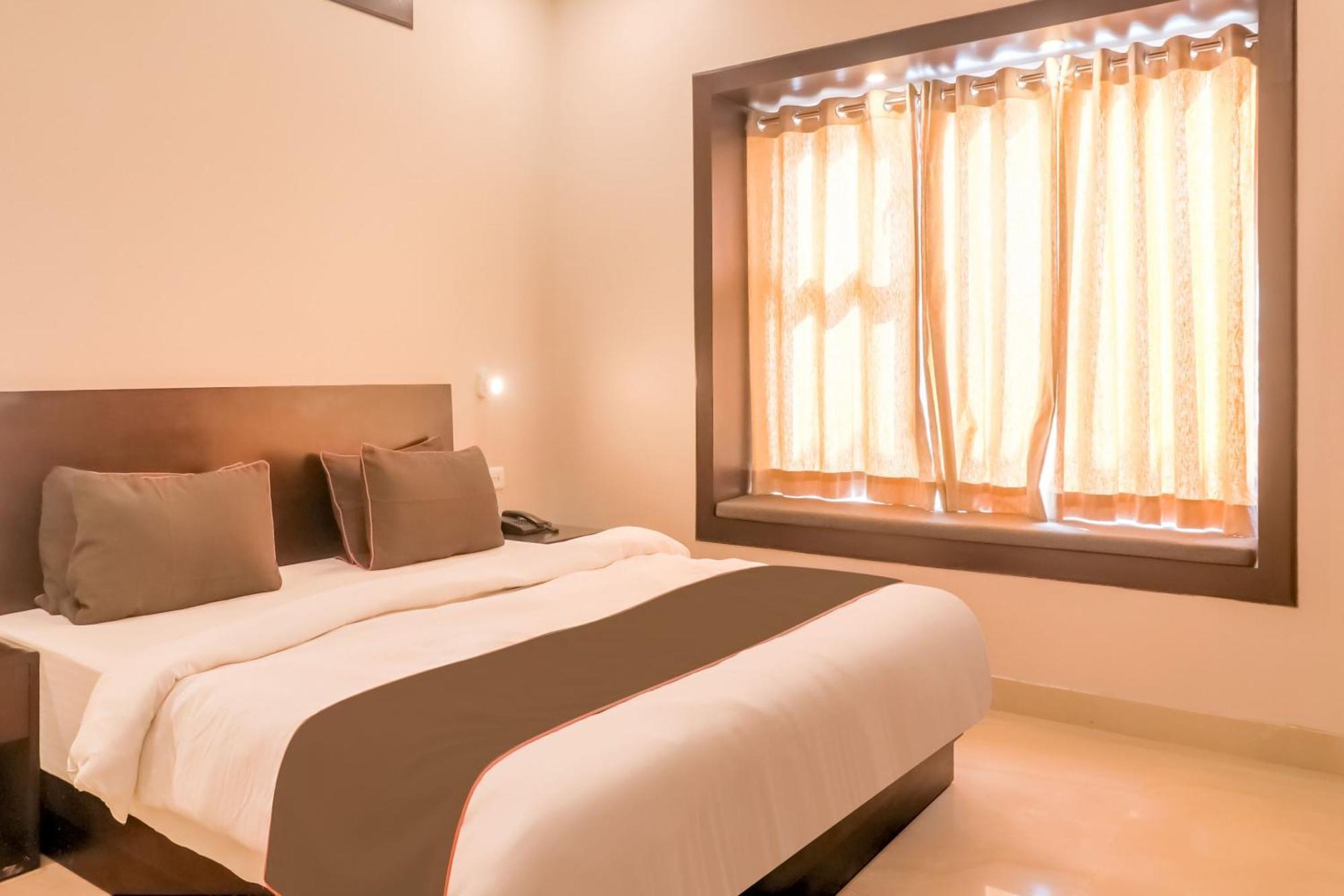 Townhouse Amaraa Farms Near Lulu Hypermarket Lucknow Eksteriør billede