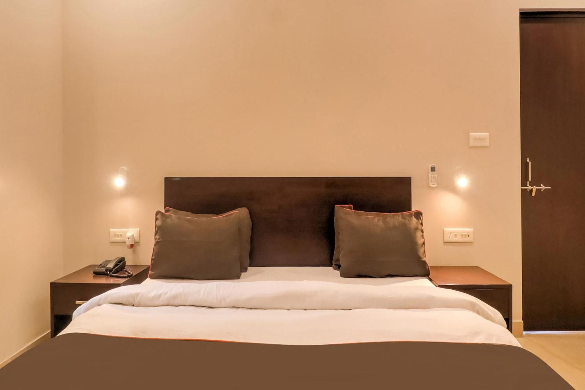 Townhouse Amaraa Farms Near Lulu Hypermarket Lucknow Eksteriør billede