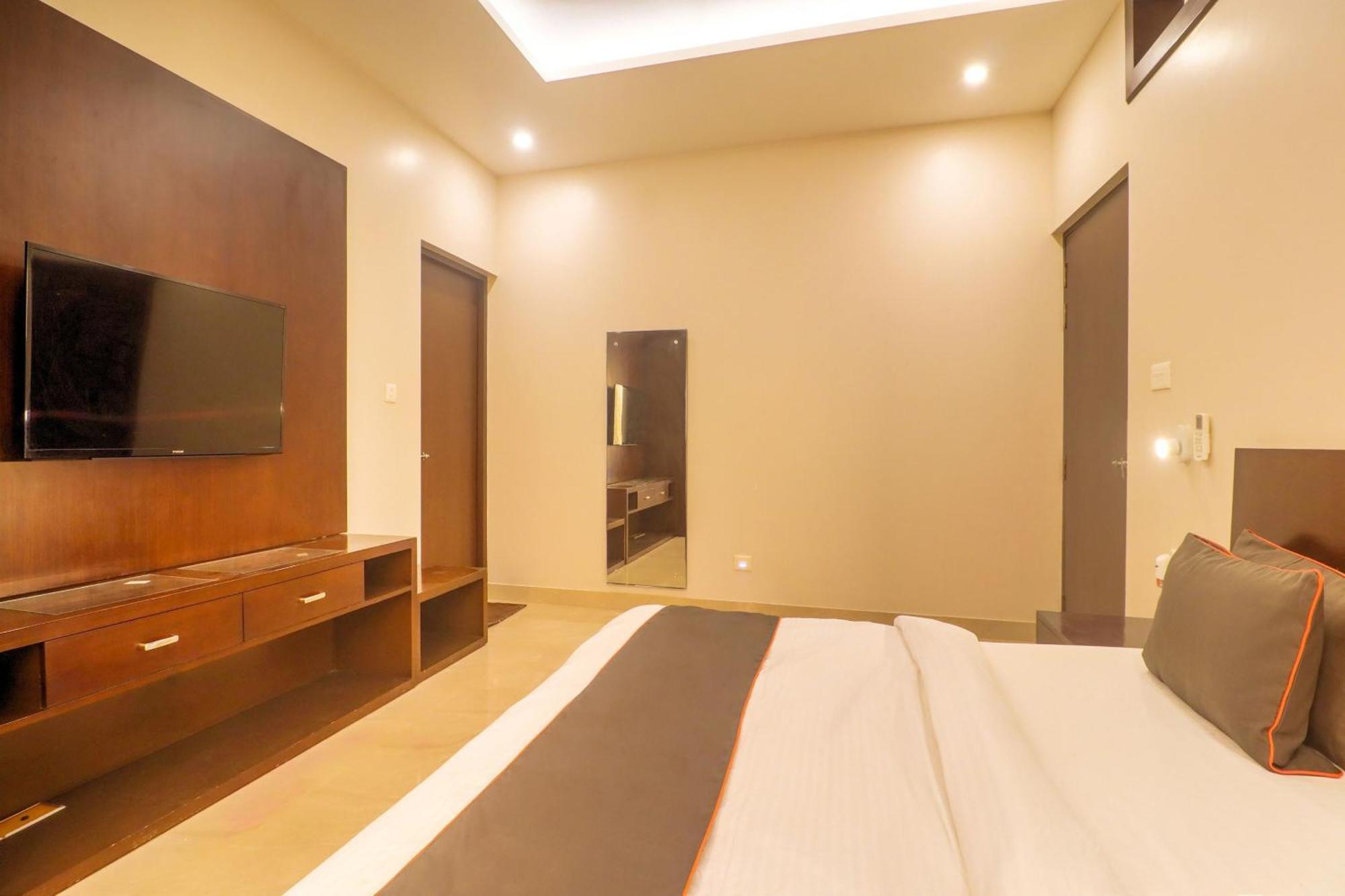 Townhouse Amaraa Farms Near Lulu Hypermarket Lucknow Eksteriør billede